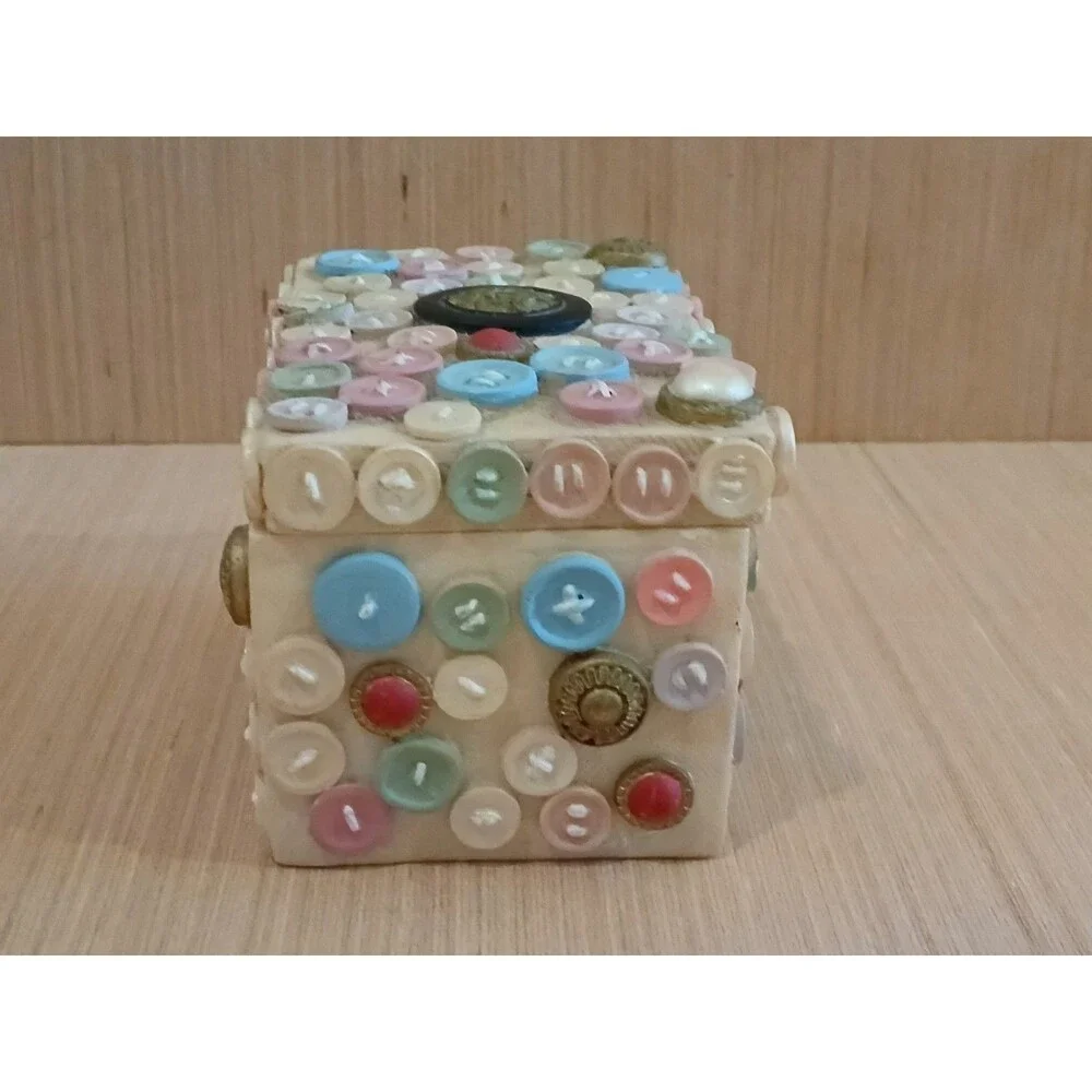 Dezine Hand-Painted Trinket Box Button Decor Vintage Resin Country Cottagecore